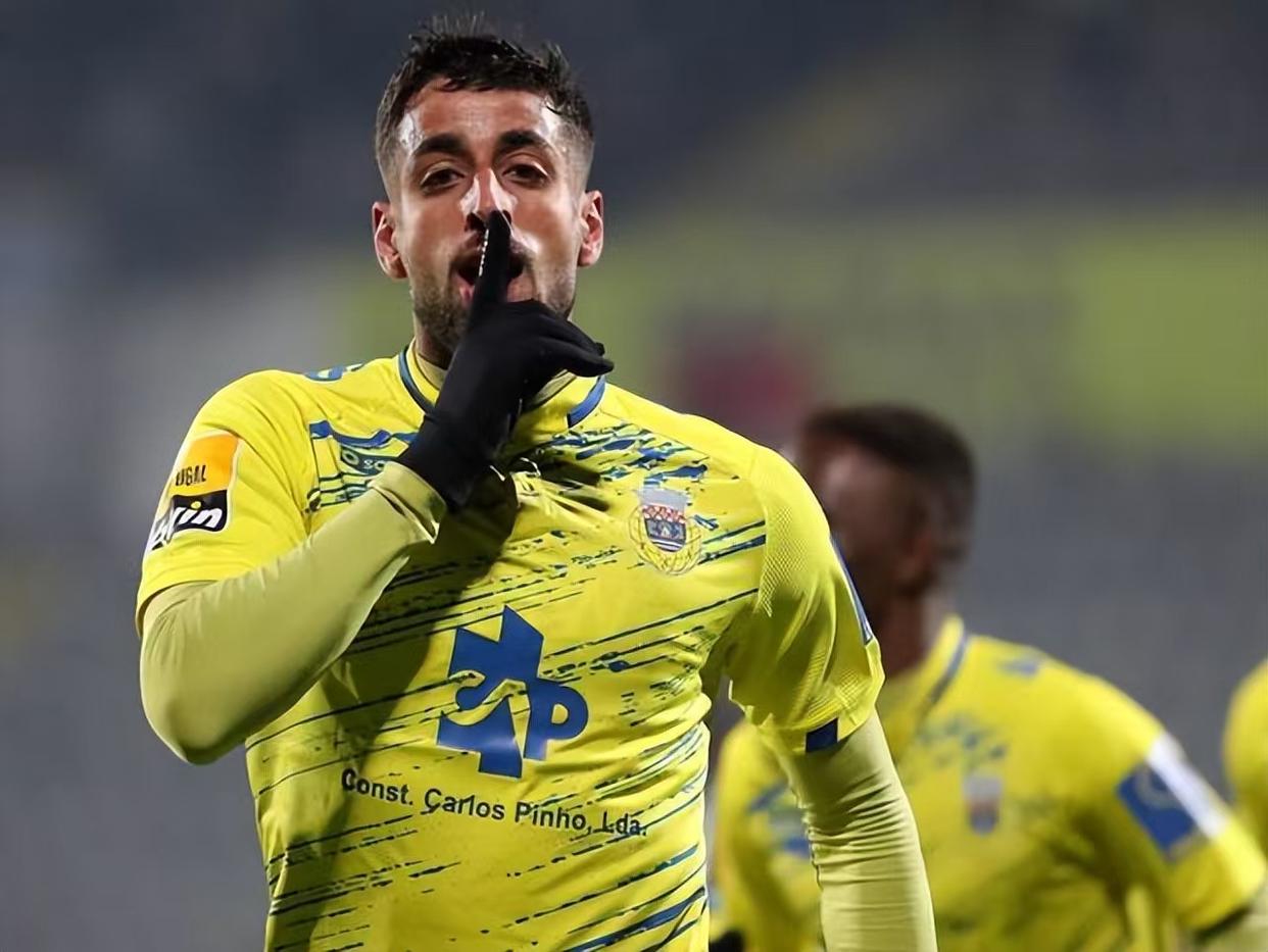 今夜圣安东尼奥马刺备战葡超；绝杀压哨细节曝光；信心回归；控场能力受关注 