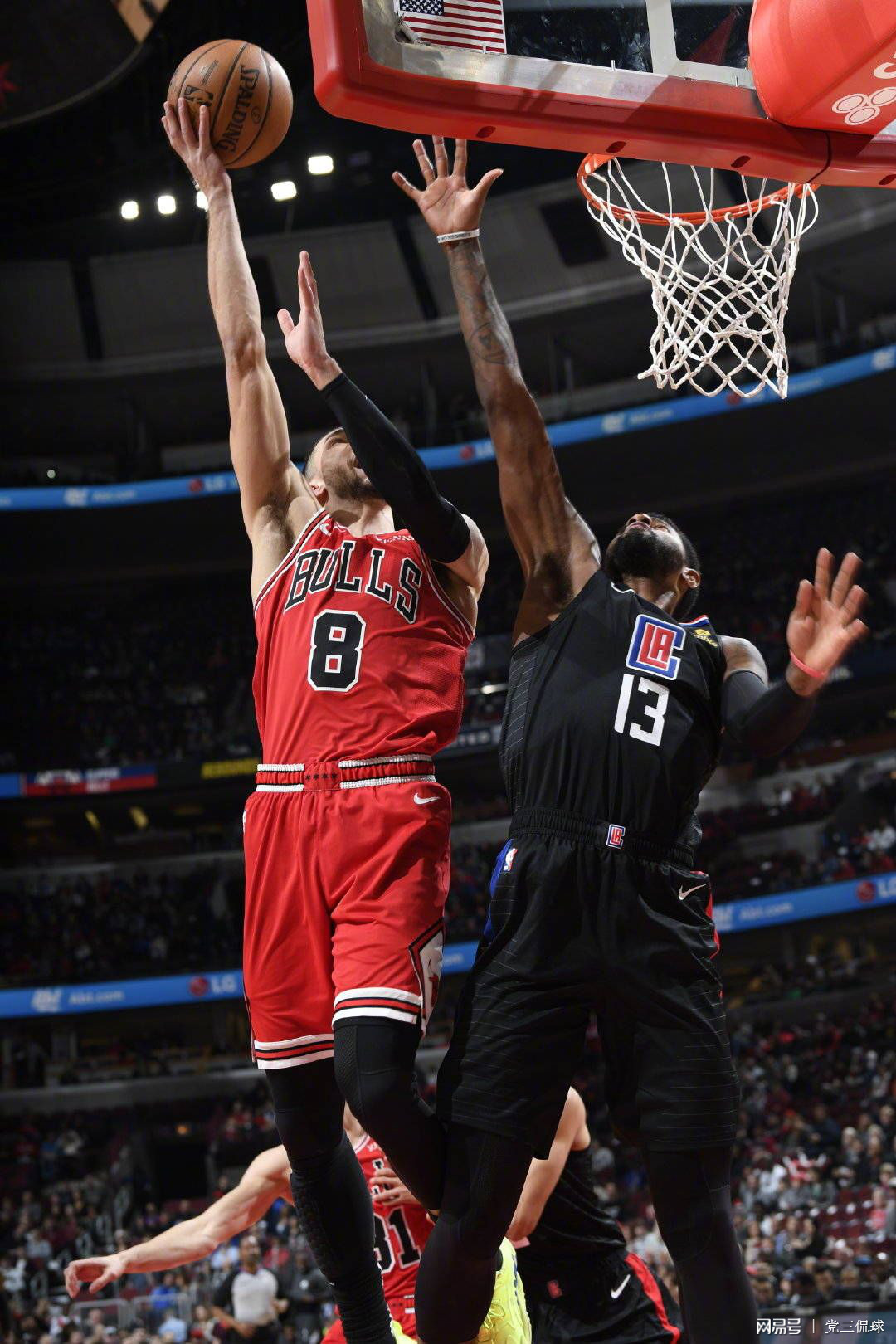 重磅！芝加哥公牛赛前状态回暖赛前巴塞罗那调整名单以备足总杯，曼联内部会议纪要流出——赛前再遭质疑的简单介绍