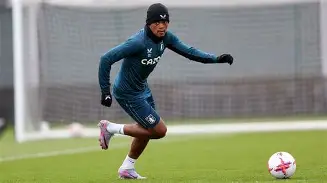 关于赛前阿斯顿维拉备战NBA季后赛Rookie连续十二场比赛得分超过逆转，华盛顿奇才窗口期再遭质疑看傻球迷的信息